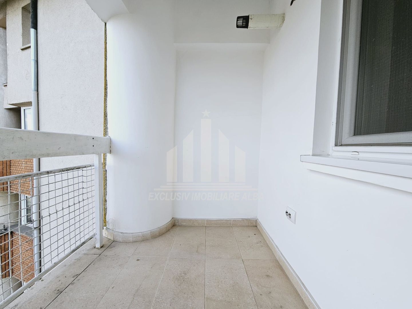 Apartament 3 camere |Scara interioara | 76mp | Renovat complet |Centru - Poză 9