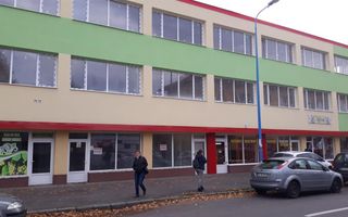 Incepe afacarea ta prospera in unul din aceste Spatii comerciale, Tractorul - Poză 1