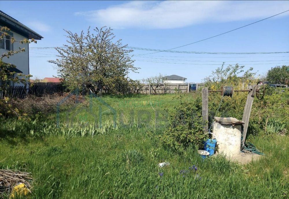 Teren intravilan de vanzare in Miroslava, Strada Padurii nr. 11 - 1680 mp, utilitati complete - Poză 1
