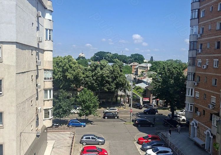 De inchiriat  apartament 2 camere, Piața Centrală, 450 euro - Poză 10