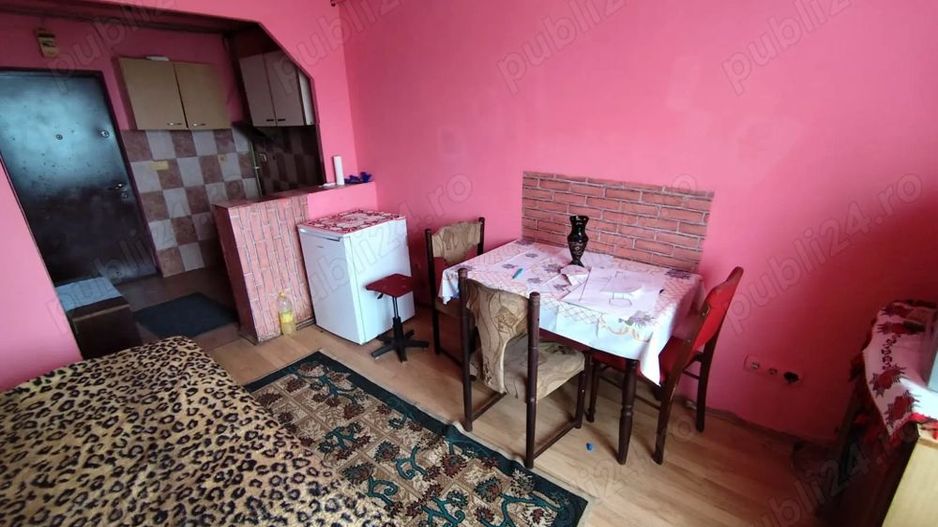 BRASADAS vinde garsoniera 21mp etaj 3/4 in Micro 15. - Poză 2