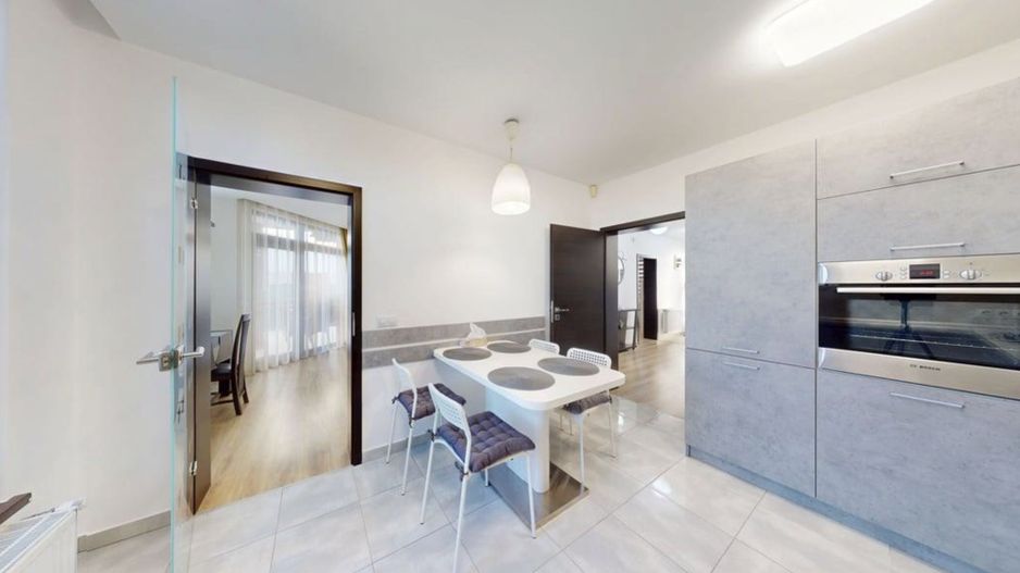 Casa individuala cu pivnita in Sura Mica, zona Salii de sport - Sibiu - Poză 27