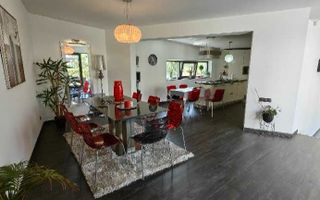 Vila deosebită cu 6 camere, piscină și grădină amenajată – Florești. - Poză 3