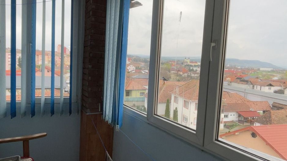 Apartament cu 3  camere de vanzare in Blaj - Poză 4