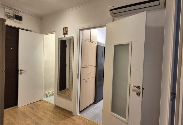Apartament Luminos 4 camere cu Centrala si 2 locuri parcare. Izvorul Muresului. - Poză 9