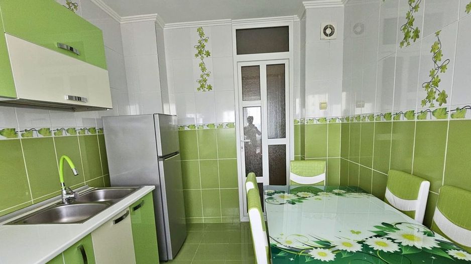 De vanzare Apartament spațios cu 4 camere, sos. Oltenitei, sector 4 - Poză 7