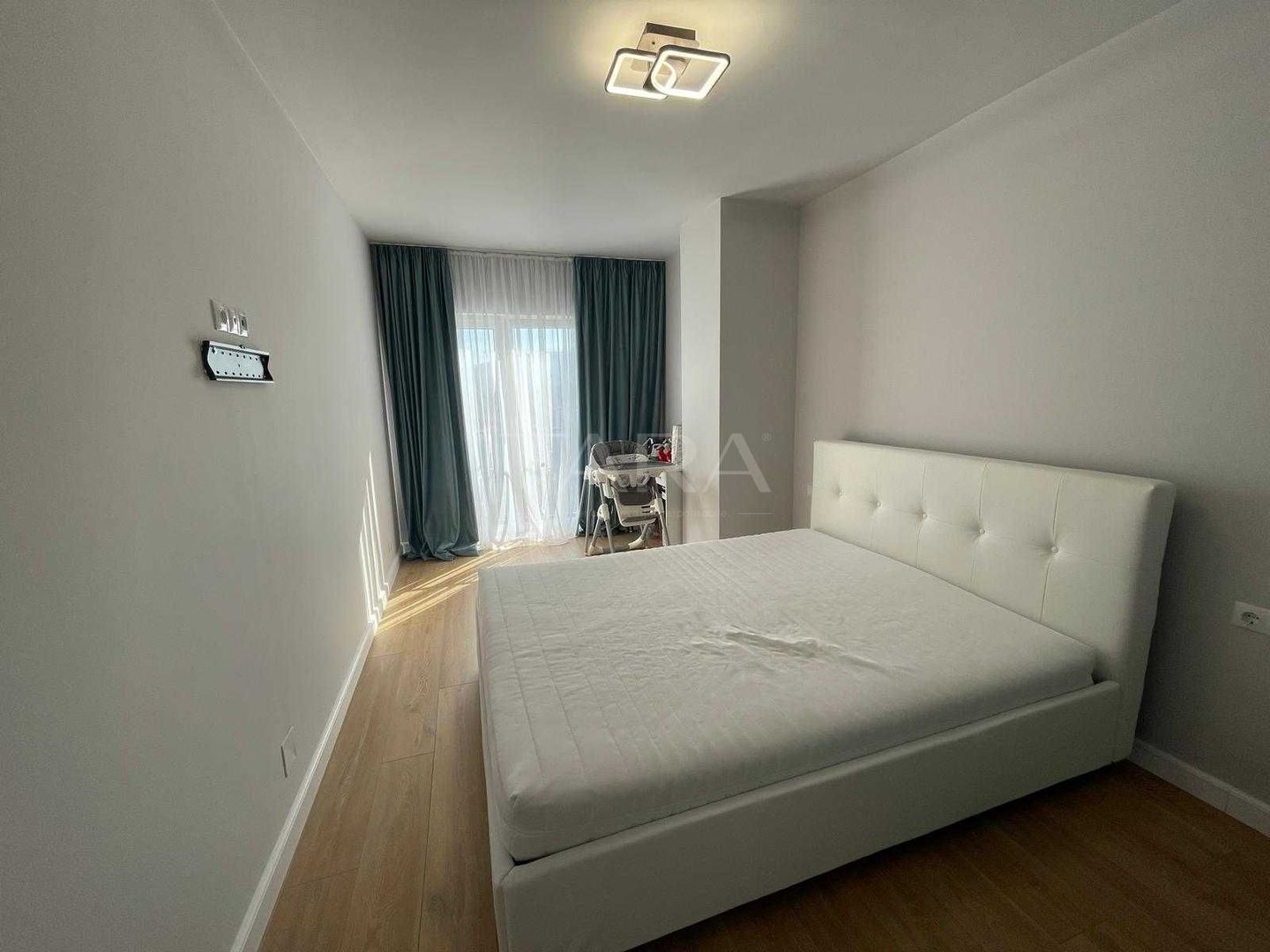Apartament cu 3 camere de vânzare în Buna Ziua - Poză 5
