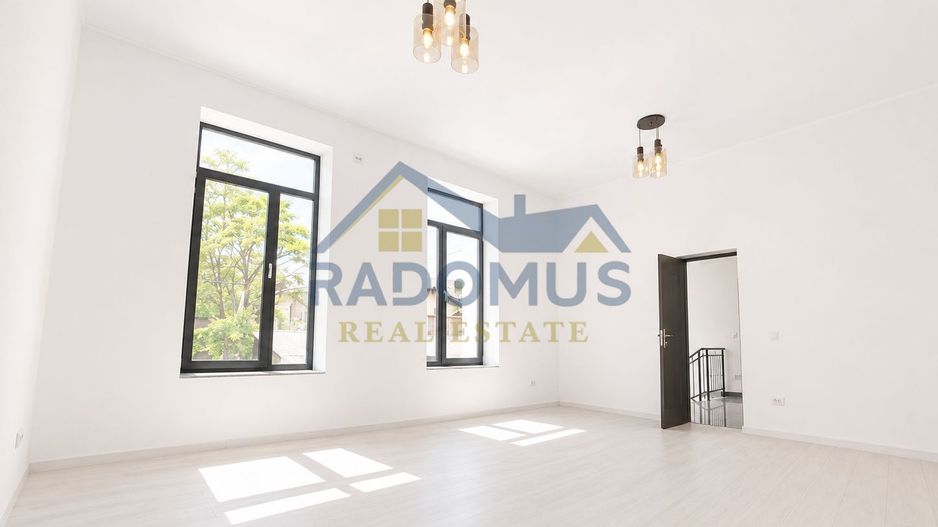 Vilă Premium Ultracentrală | 441 mp | Renovată  Integral 2025 | - Poză 13