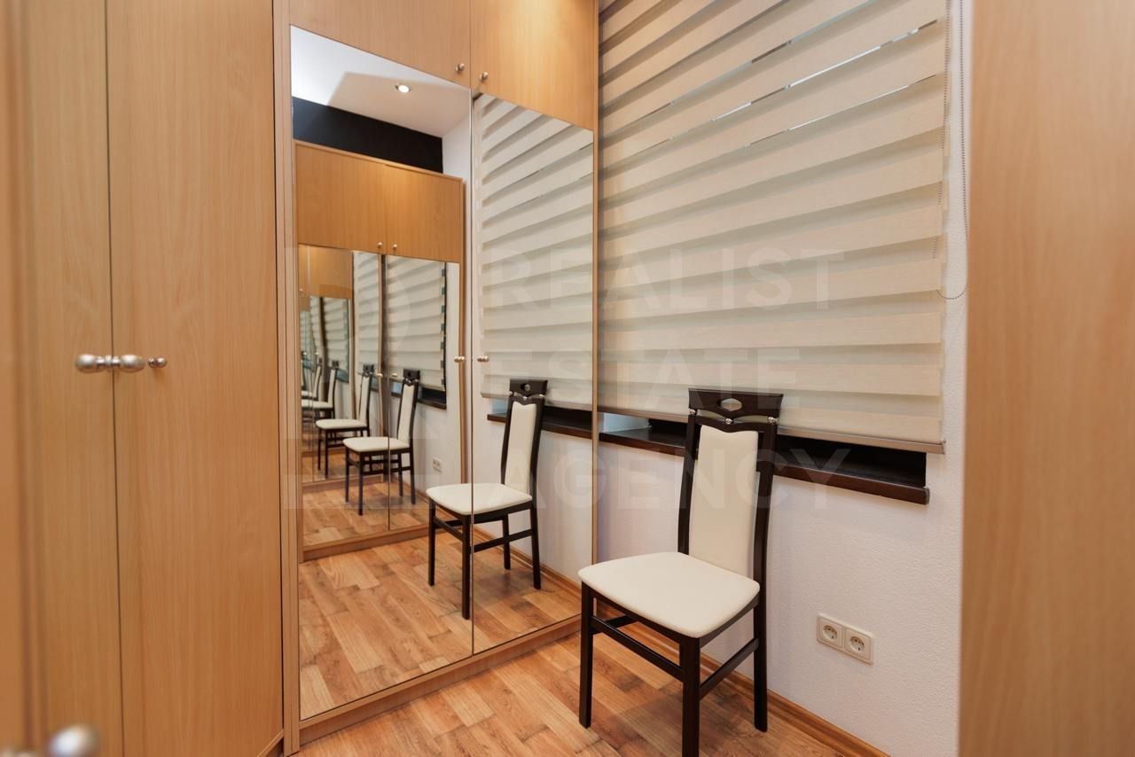 Vânzare, penthouse cu suprafața de 227 mp, str. Romană, Ungheni - Poză 22
