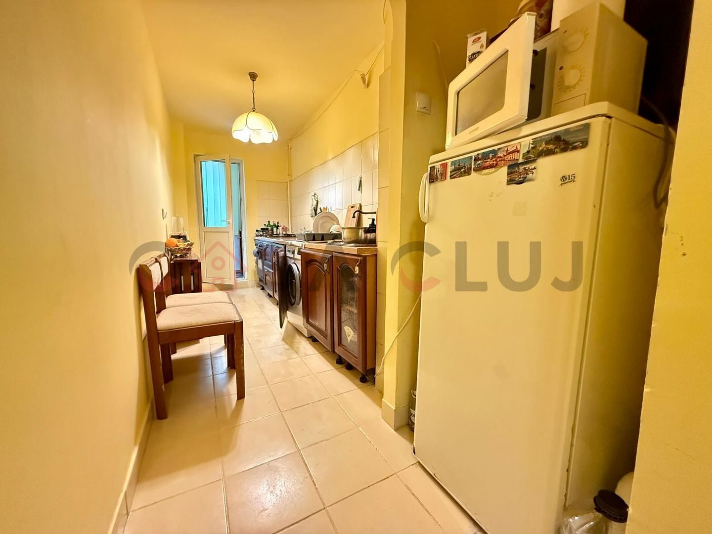 2 camere decomandate, lângă Baza Sportivă La Terenuri - Poză 6