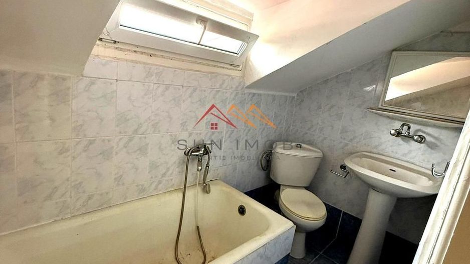 Vila 7 camere, an 1984, garaj, terasa, teren 604 m2, Poiana Campina,PH - Poză 14