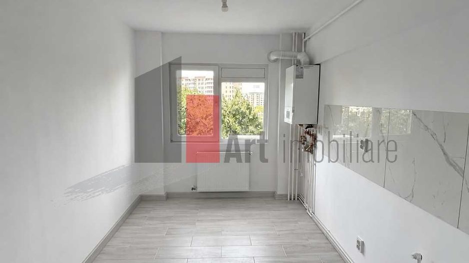 Vanzare apartament 3 cam(70mp), cu centrala termica, Lujerului, 2 min. metrou - Poză 3