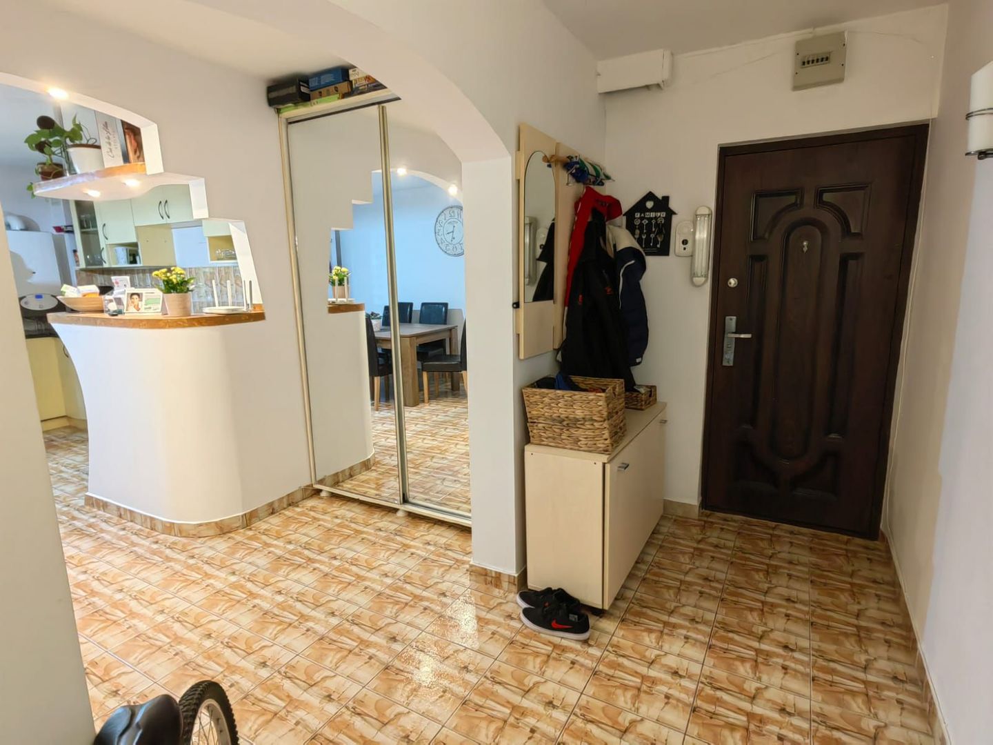 Apartament 2 camere decomandat 66,33 m² Nicolae Iorga - Poză 3