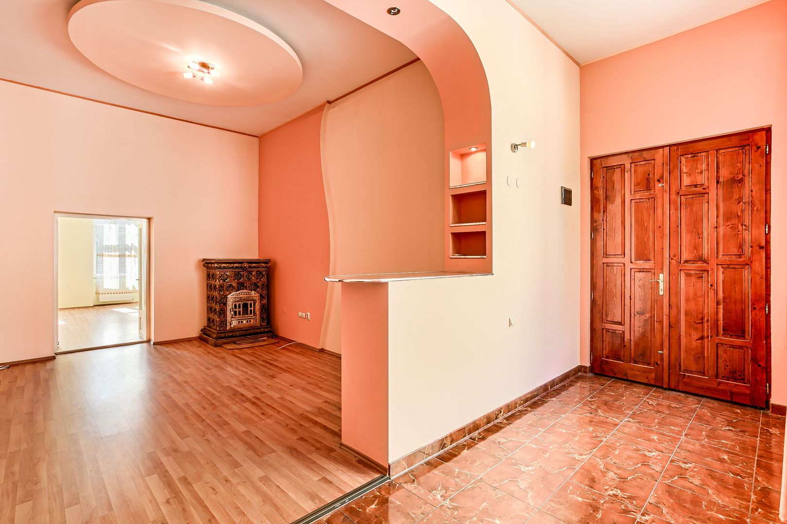 Rezervat Apartament spațios cu vedere la Bulevardul Revoluției Arad - Poză 3