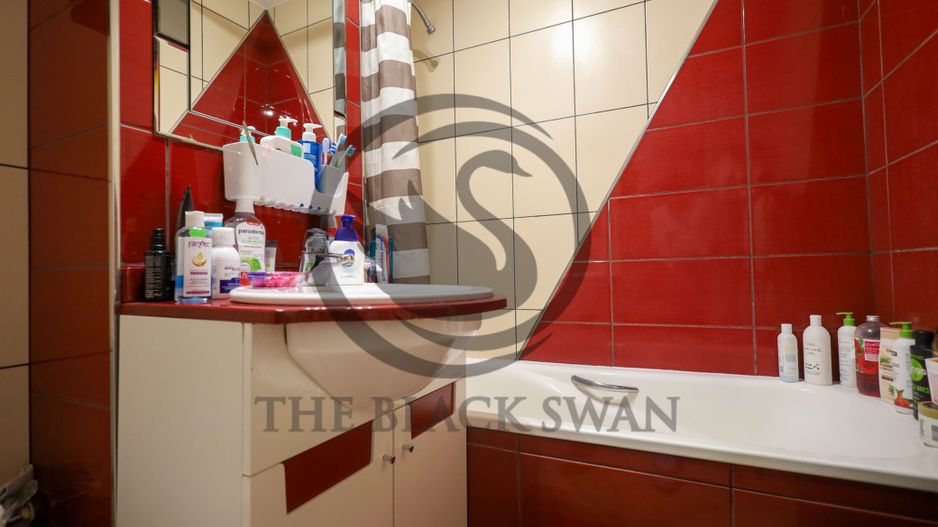 Apartament cu 3 camere de vanzare | Vest, Ploiesti | Comision 0% - Poză 12