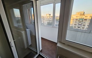 De vanzare - elegant, renovat complet - 3 camere la Calea Vacaresti - Poză 11