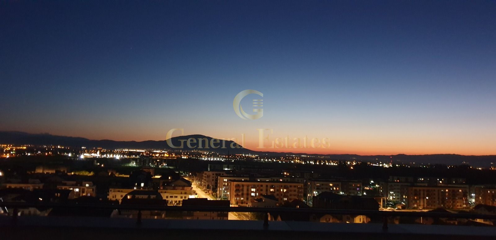 Apartament 2 camere tip penthouse cu terasă panoramică – zona Coresi - Poză 12