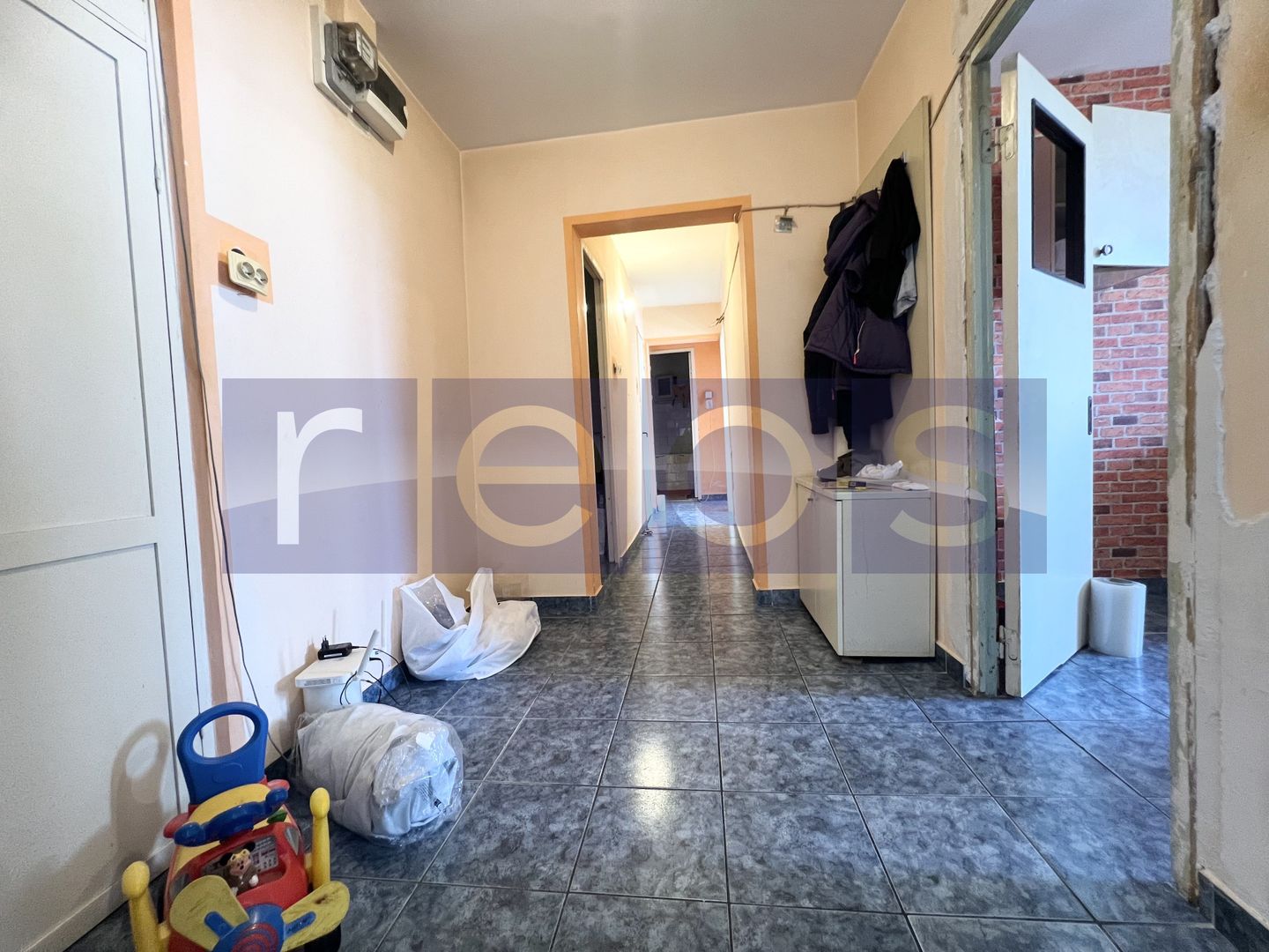 VANZARE  3 CAMERE | DECOMANDAT | VEDERE PANORAMICA | CRANGASI - Poză 6