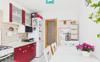 Apartament  5 camere si Garaj în Vlaicu - Poză 2