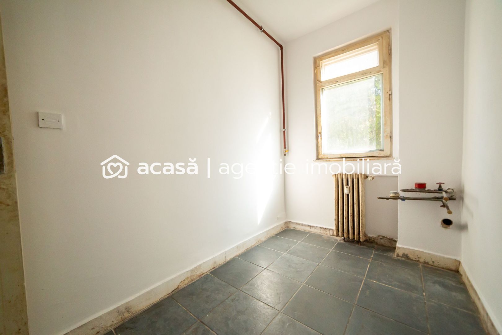 VANDUT! Apartament 2 camere etaj 1 - Aurel Vlaicu Comision 0% - Poză 3