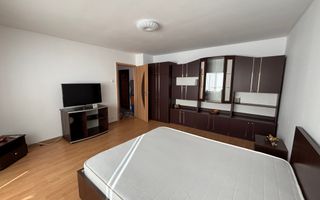 Apartament generos 2 camere - Poză 4