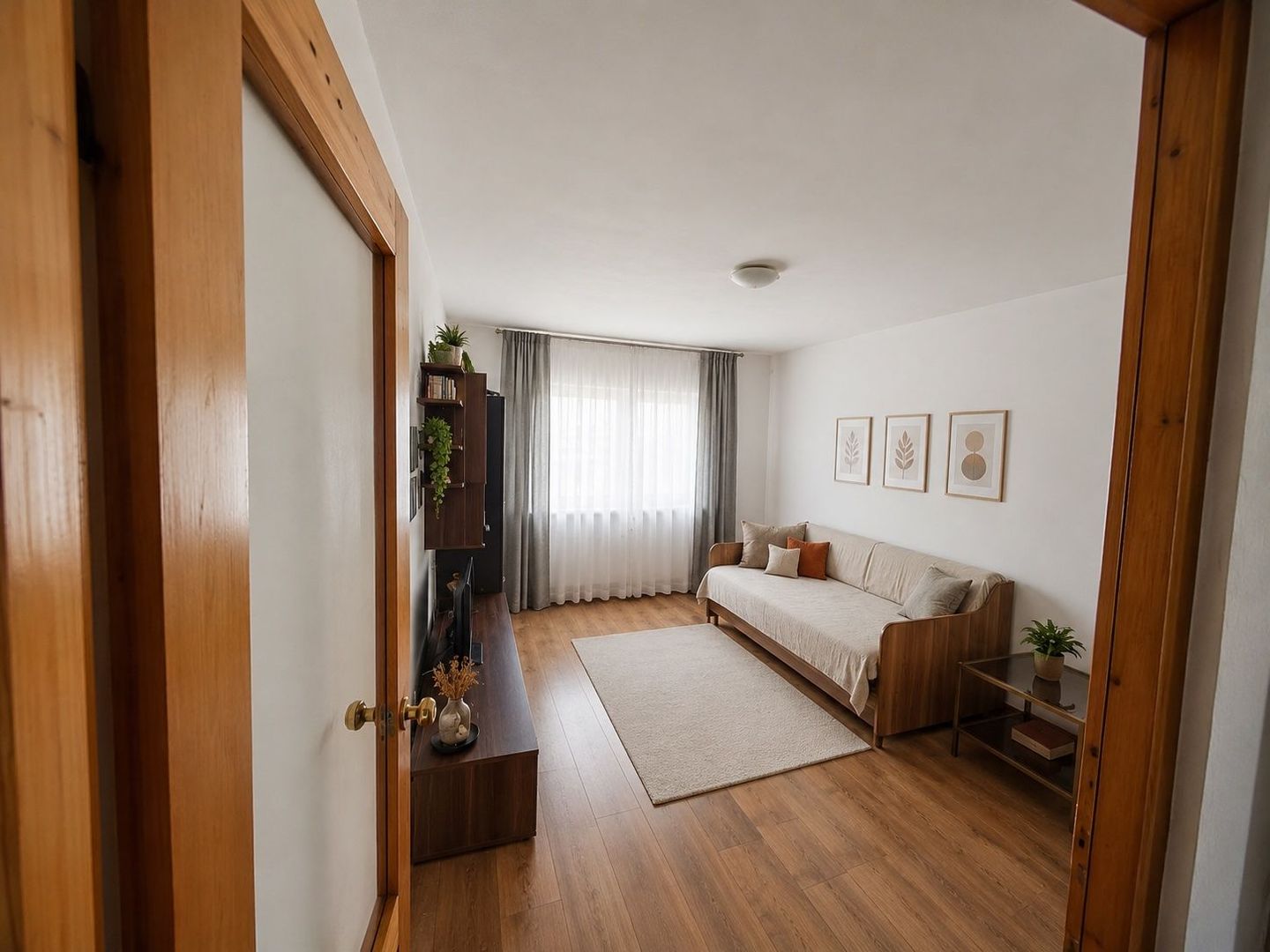 Apartament cu 1 camera, decomandat,  Nufarul - Poză 3
