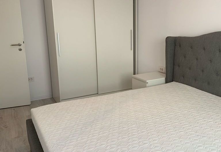 Tractorul - Kasper Coresi, ap 2 camere, decomandat, boxa, loc parcare - Poză 7