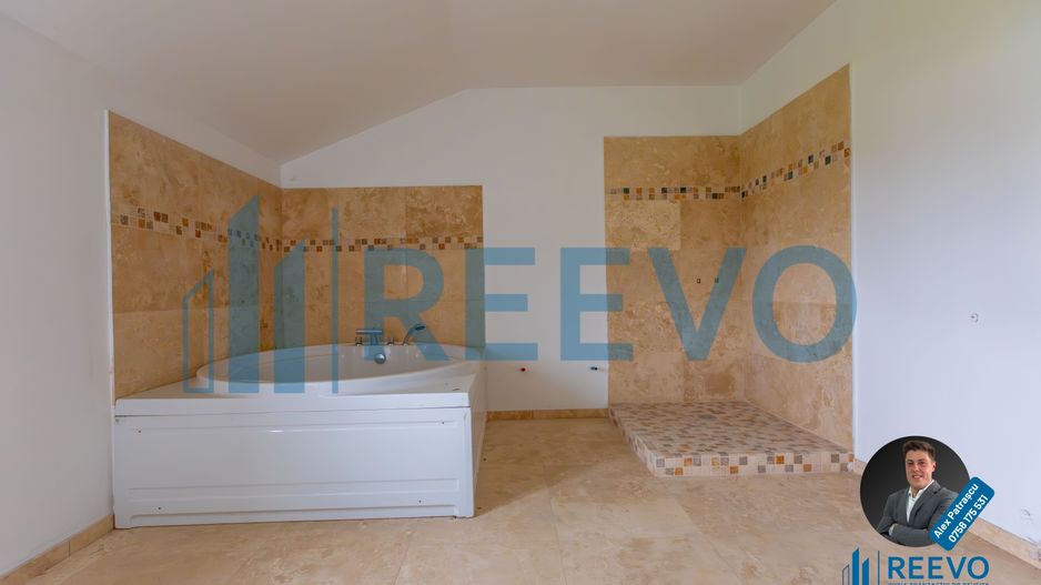 Casă/vilă de vânzare în Hemeiuș! - Poză 24