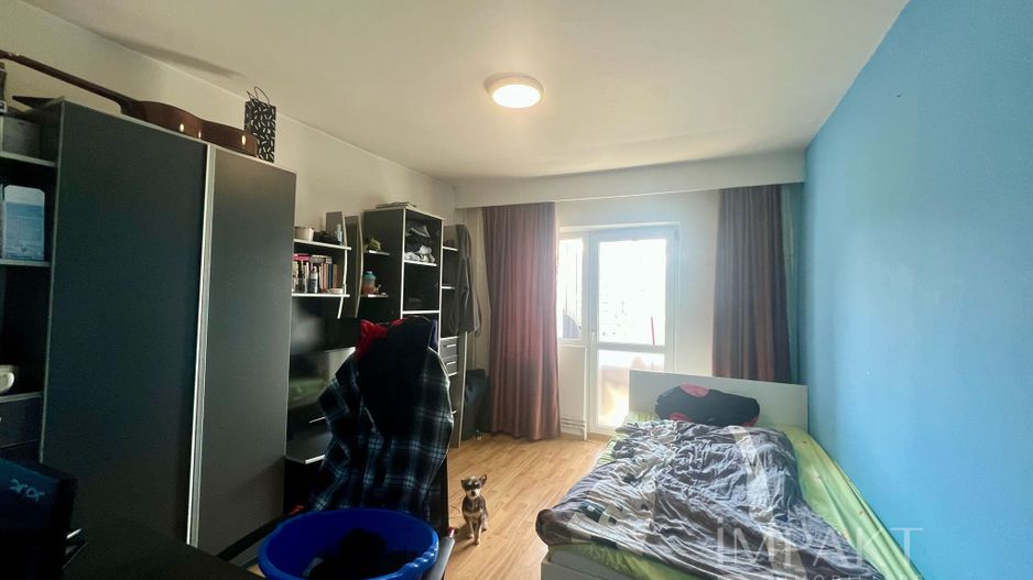 Apartament cu 3 camere decomandate in zona Primaverii - Poză 2