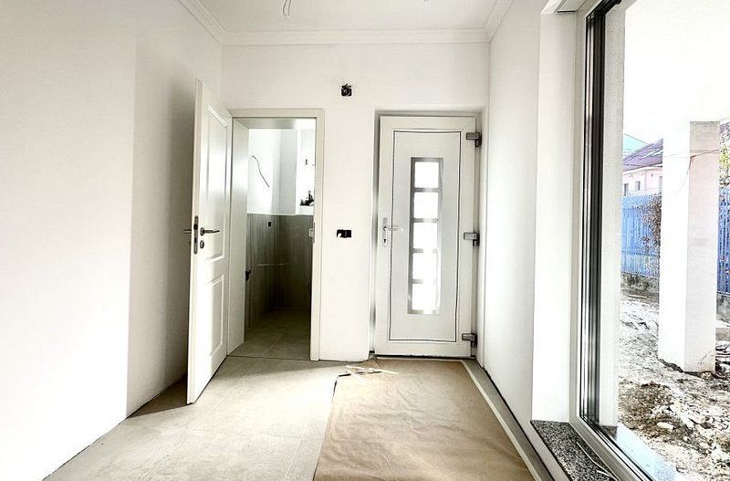 Casa lângă Iulius Town - zona Lipovei - Poză 8