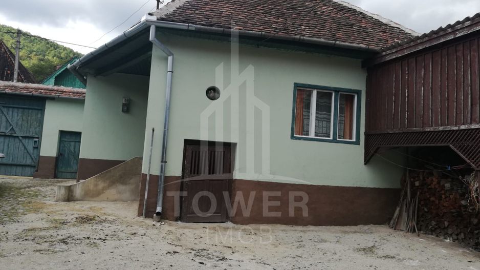 Casă tradițională de vânzare în Fântânele- vedere superba spre munti - Poză 12