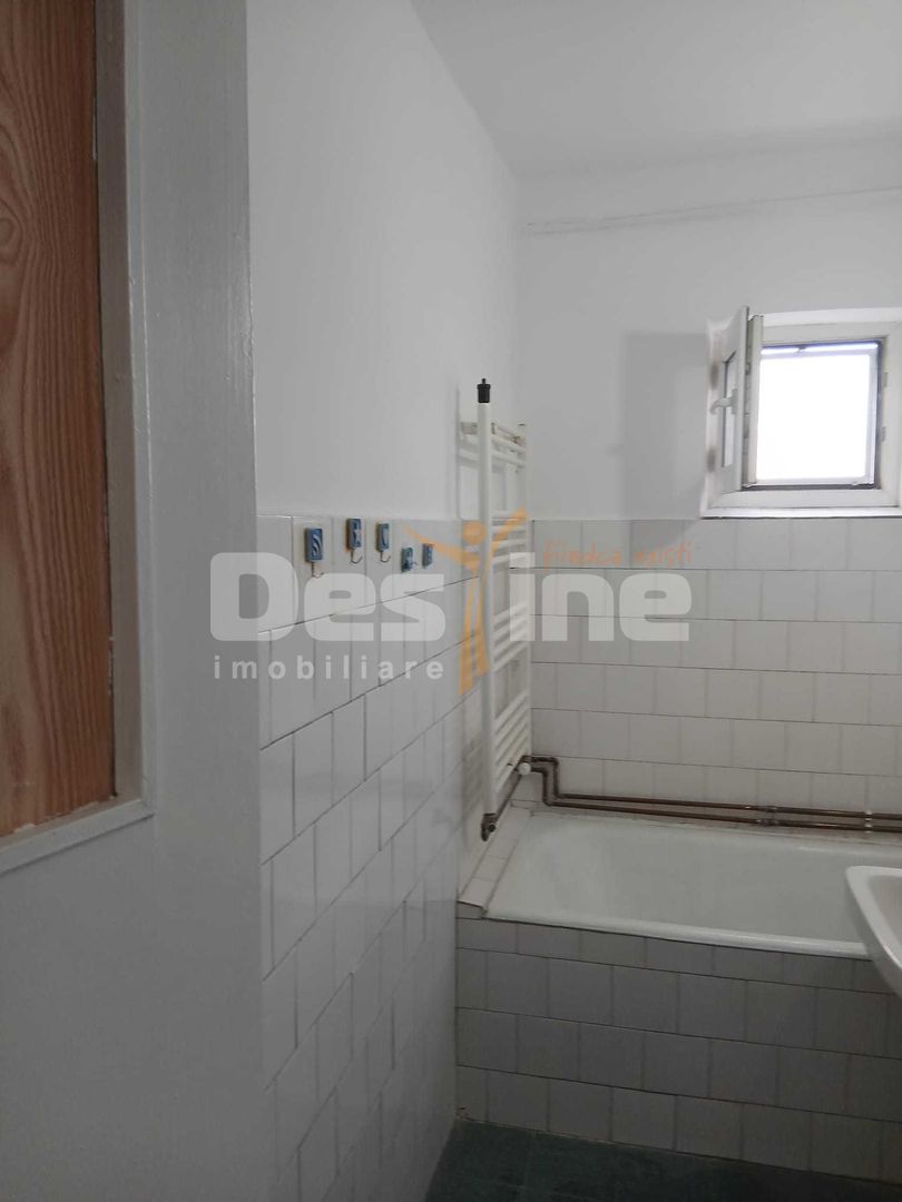 inchiriere apartament 2 camere - Poză 8