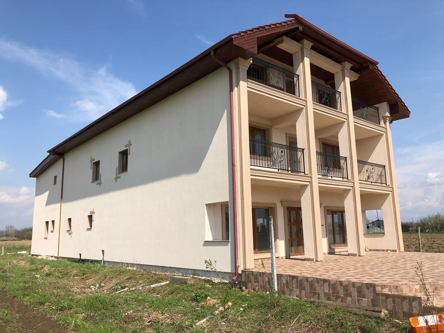 BRASADAS vinde pensiune/hotel. - Poză 3