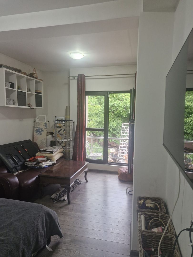 De Vanzare Apartament 2 Camere in Vila Sebastian sect 5 - Poză 3