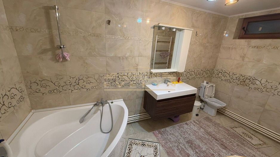 Casa de vanzare + teren, zona Rompetrol, pret 145000 euro - Poză 9