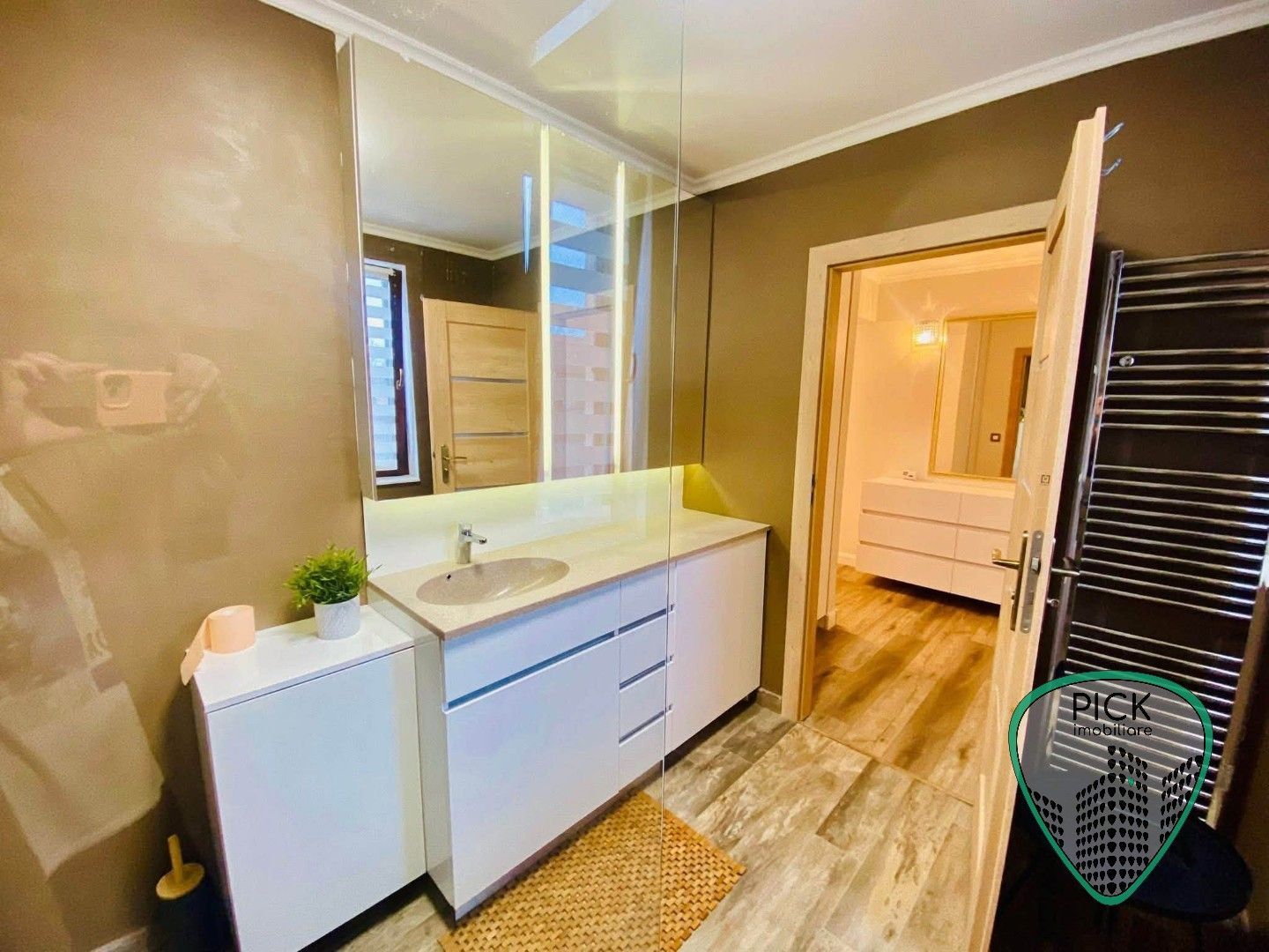 P 4243 - Apartament cu 2 camere în Târgu Mureș, Zona Central - Poză 14