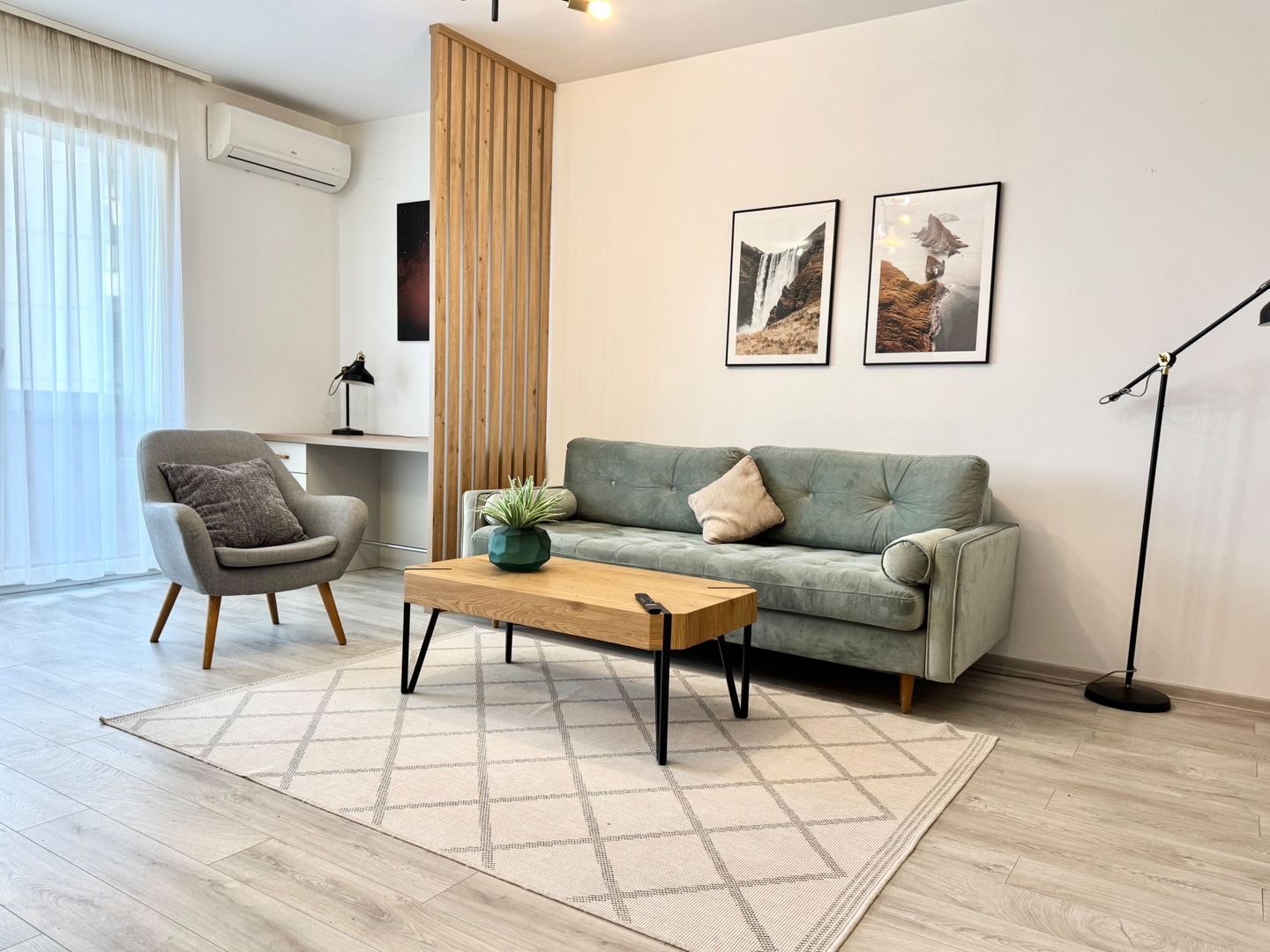 Apartament primitor, prima închiriere, cu parcare subterana, Aradulului-Iris - Poză 1