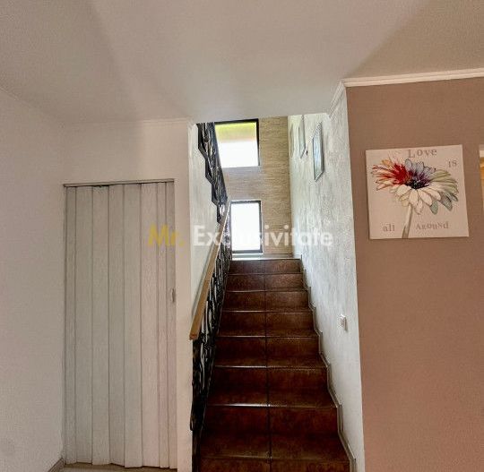 Pensiune de vânzare în Bobu, Scoarța - sau schimb cu apartament Timisoara - Poză 16