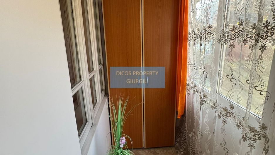 De Vânzare - Casă, Strada Griviței - Poză 31