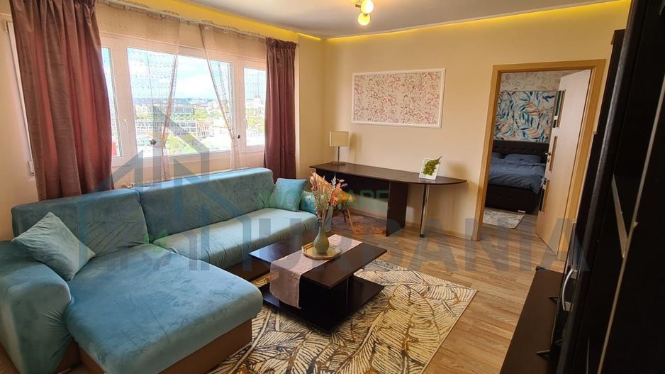 # Închiriez Apartament 3 camere Lux Centru, Palas - Poză 1