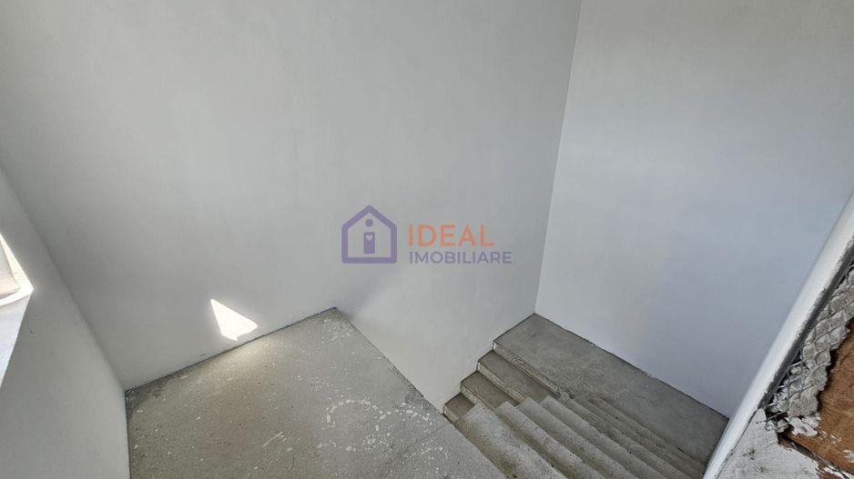 Casa cu 5 camere si vedere panoramica, in Cisnadie - Poză 14