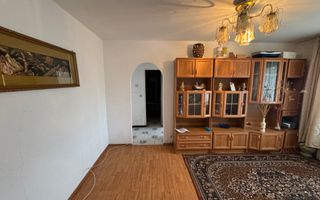 APARTAMENT 2 CAMERE PARTER VISOI CAMPULUNG - Poză 2