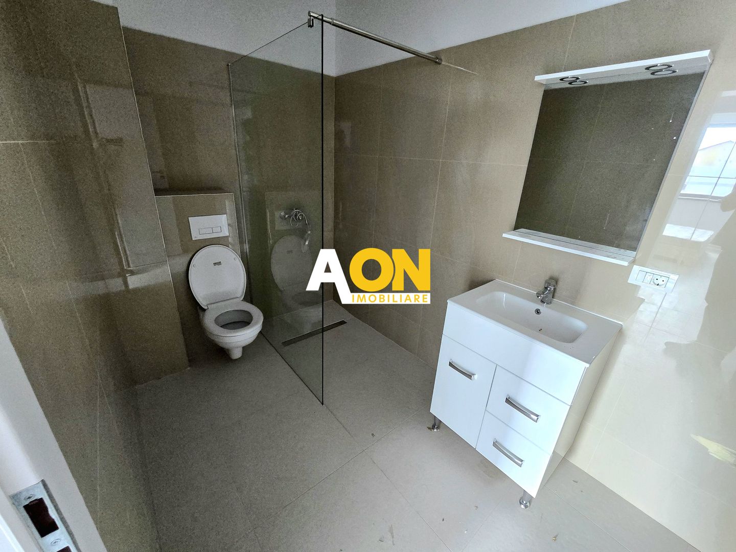 Apartament cu 2 Camere, Bloc Nou, Zona Alba Mall - Poză 5