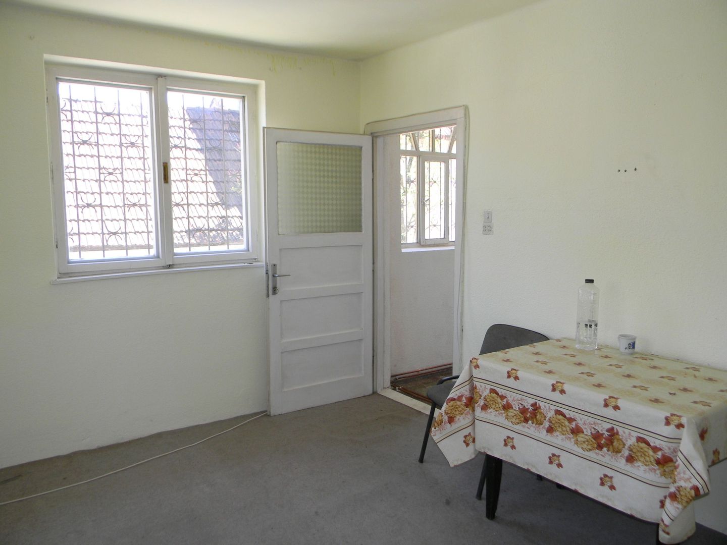 Proprietate cu 2 hale si casa la inchiriat,teren 1350mp - Poză 16