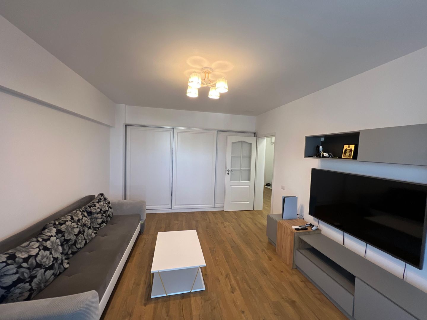 Apartament 2 camere mobilat si utilat Straulesti - Poză 12