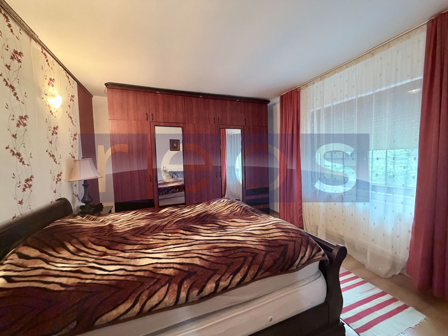 VANZARE VILA 280 MP UTILI | TEREN 900 MP | 5 CAMERE | VOLUNTARI - Poză 13