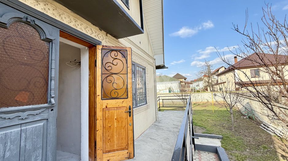 Casa în or.Ialoveni centru - Poză 6