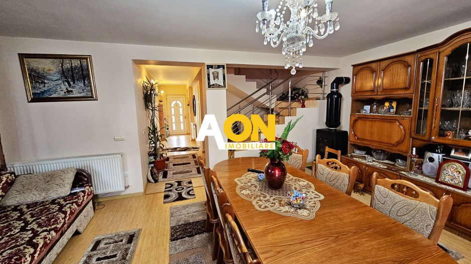 Casa 4 camere, Cetate, amplasament premium, 295 mp teren - Poză 9