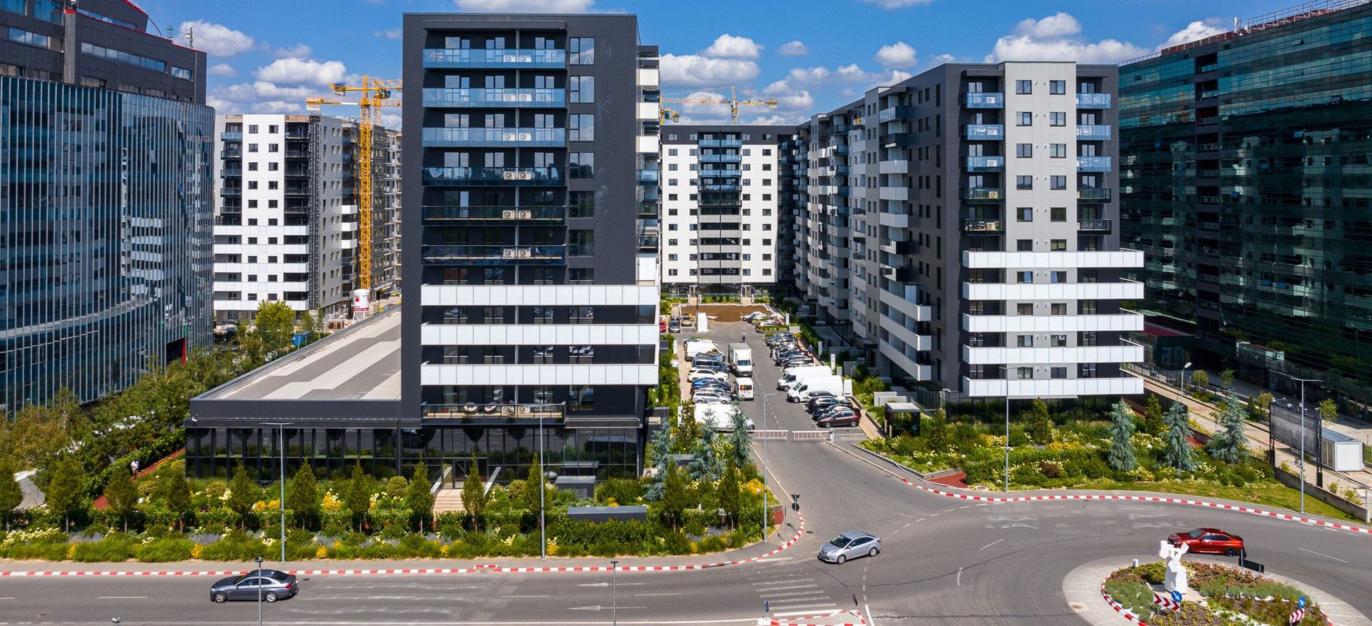 Inchiriere apartament 2 camere lux || Cortina North  || Parcare  || Video - Poză 13