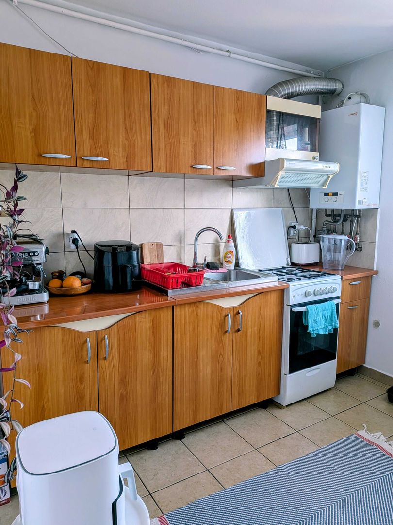 Apartament cu 3 camere, balcon și panoramă superbă, Baciu, zona Regal. - Poză 4